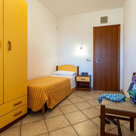 الشقق الفندقية زامبرونيفي  Residenza Marinella المظهر الخارجي الصورة